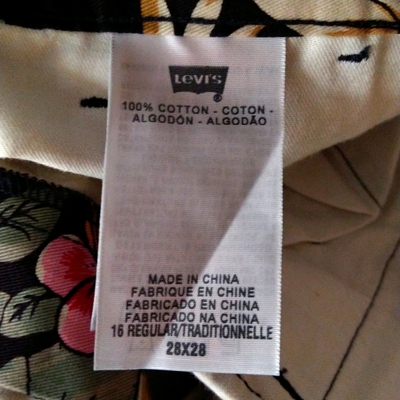 Levi's Tropical Chino Shorts NWT - Picture 6 of 7